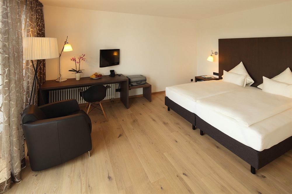 Golfhotel Gut Neuenhof Frondenberg Exterior photo